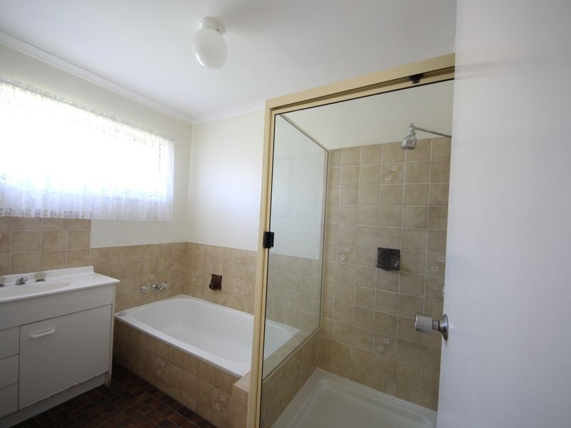 23 Azalea Court, Kallangur QLD 4503