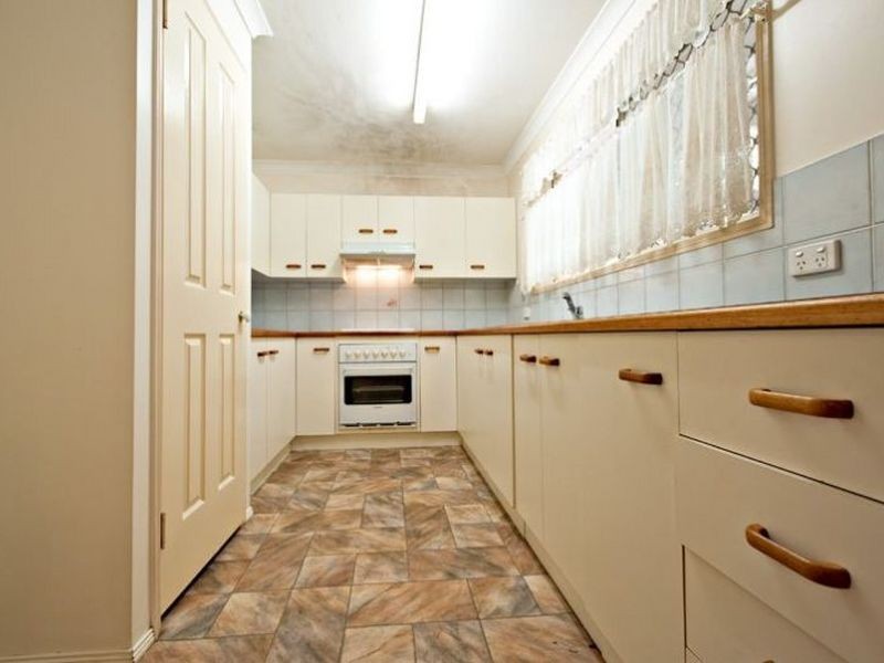 10 Cootha Drive, Kallangur QLD 4503