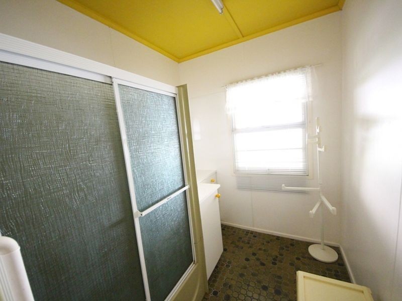 5 Tandoor Drive, Petrie QLD 4502