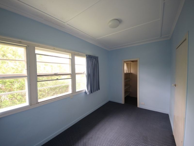 5 Tandoor Drive, Petrie QLD 4502