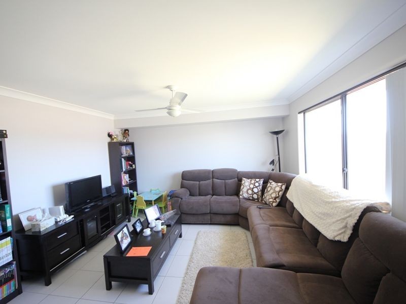 8 Marasco Crescent, Dakabin QLD 4503