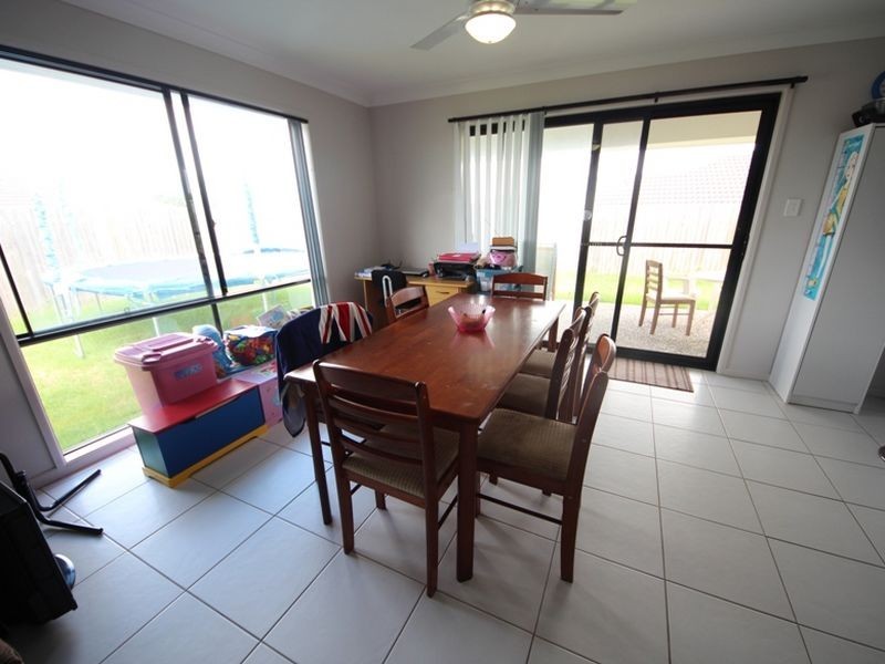 8 Marasco Crescent, Dakabin QLD 4503