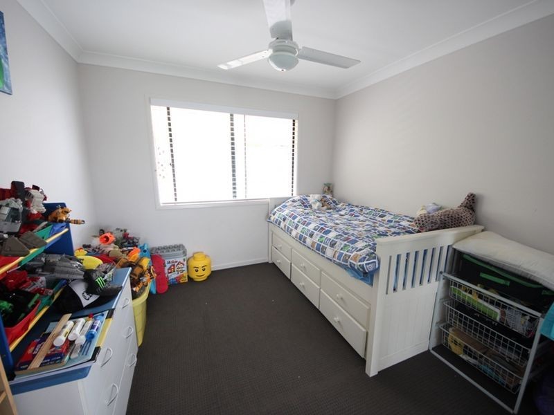 8 Marasco Crescent, Dakabin QLD 4503