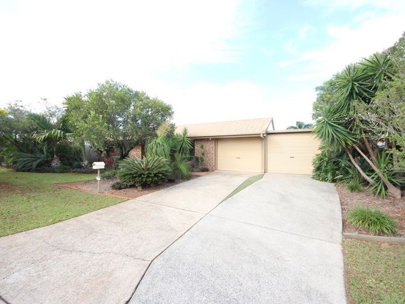 12 Pandanus Court, Kallangur QLD 4503