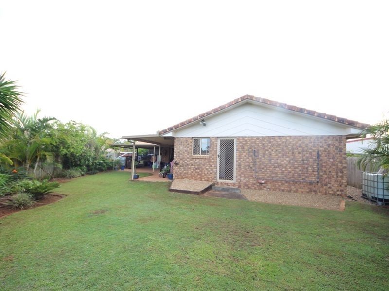 12 Pandanus Court, Kallangur QLD 4503
