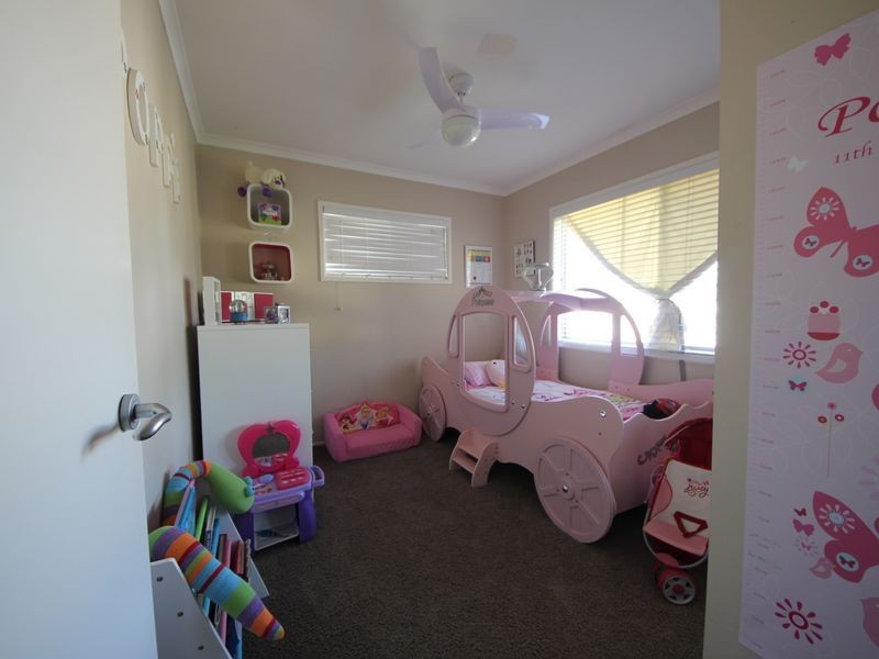 6 Pearl Avenue, Kallangur QLD 4503