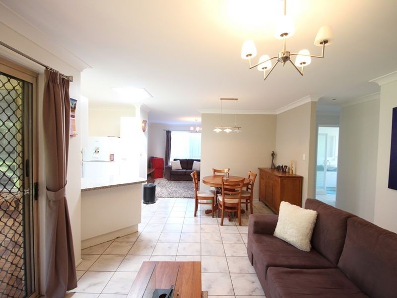 23 Frangipani Court, Kallangur QLD 4503