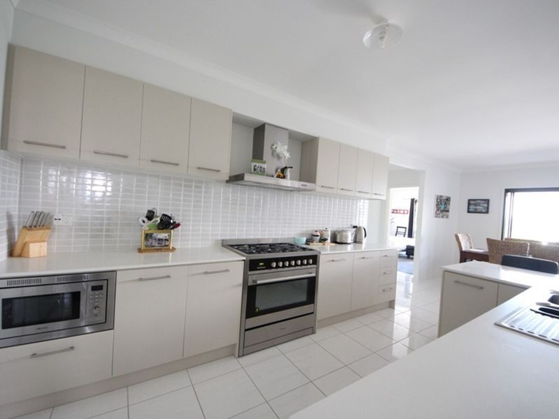 77 Northquarter Drive, Murrumba Downs QLD 4503