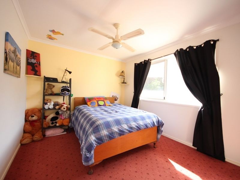 5 Sundoes Court, Kallangur QLD 4503