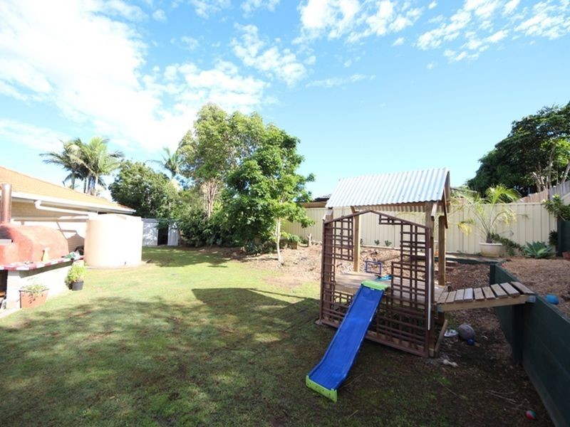 5 Sundoes Court, Kallangur QLD 4503
