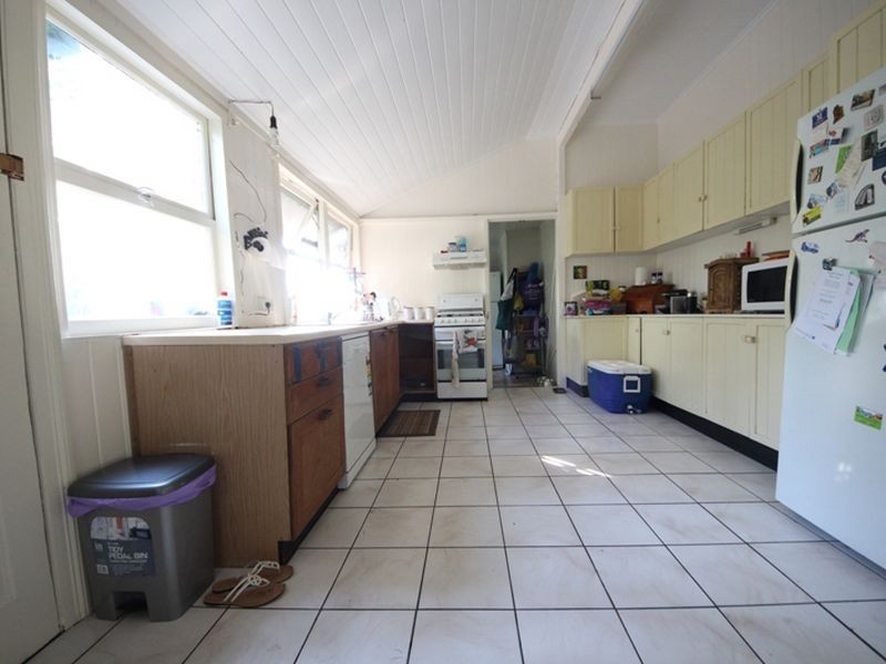 132 Lipscombe Road, Deception Bay QLD 4508