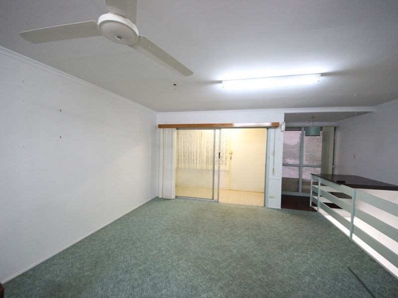 176 School Road, Kallangur QLD 4503