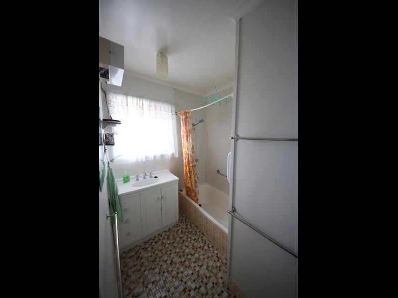 176 School Road, Kallangur QLD 4503