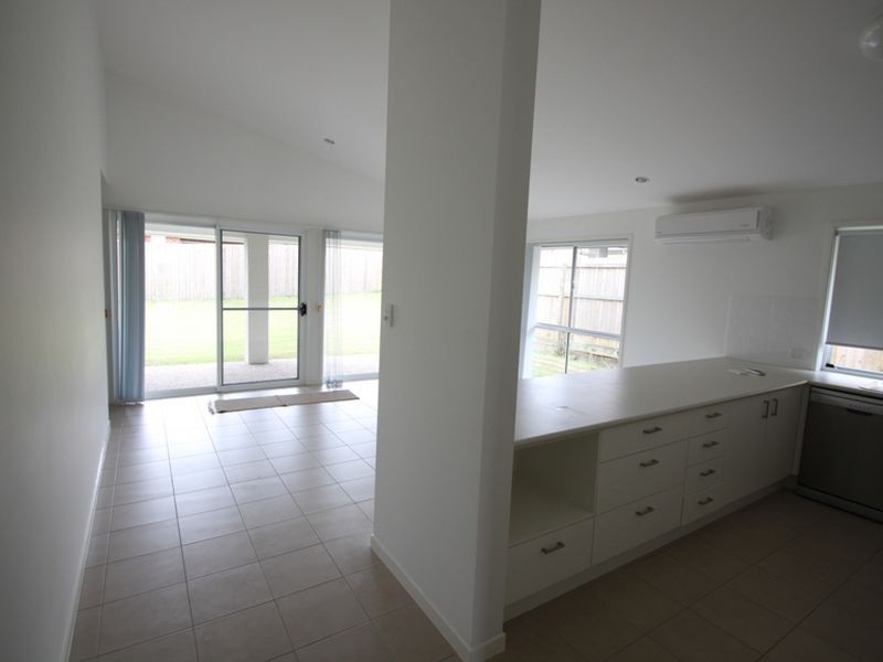 North Lakes QLD 4509