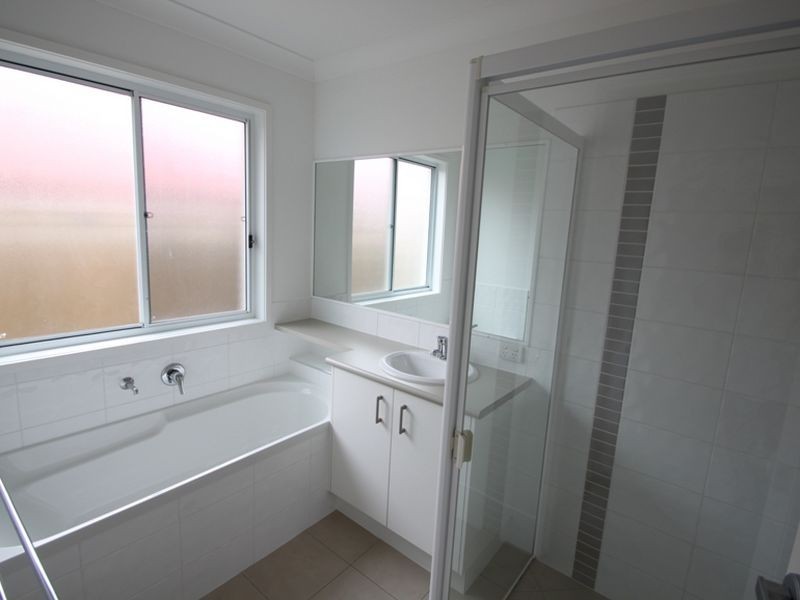 North Lakes QLD 4509