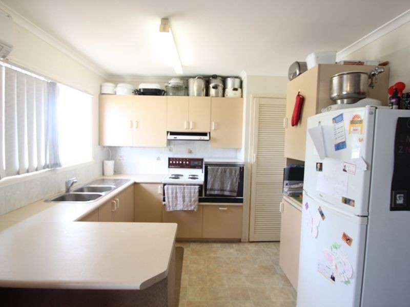 8 Sheehan Street, Kallangur QLD 4503