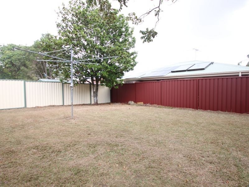 8 Sheehan Street, Kallangur QLD 4503