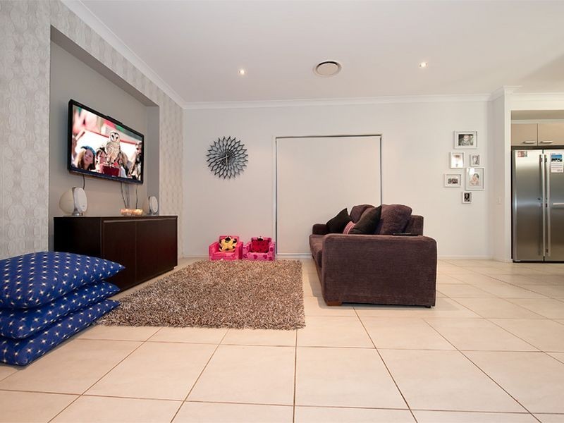 9 Lakeview Terrace, Murrumba Downs QLD 4503