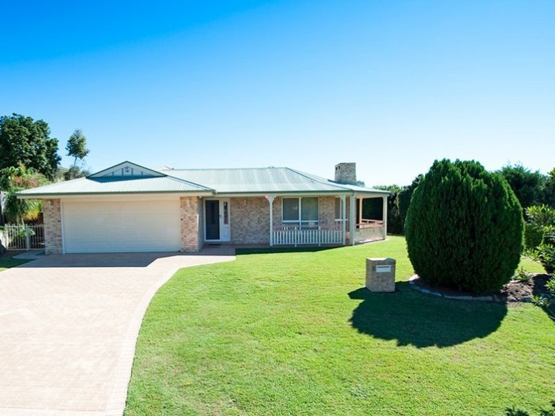 8 Mohr Court, Petrie QLD 4502