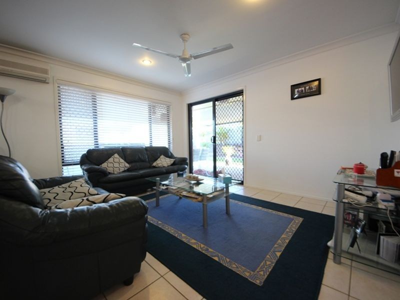 12 Ultramarine Parade, Griffin QLD 4503