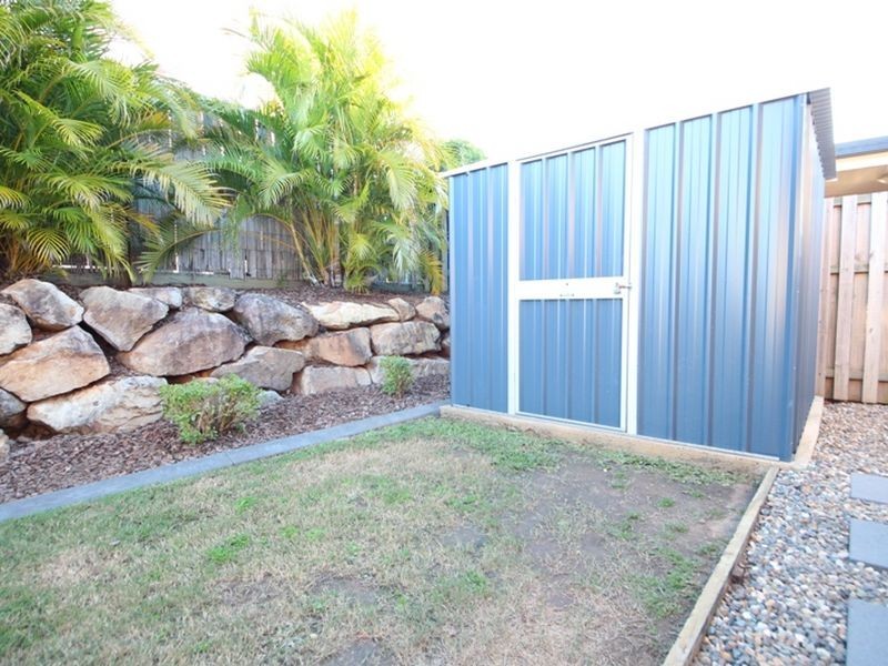 12 Ultramarine Parade, Griffin QLD 4503