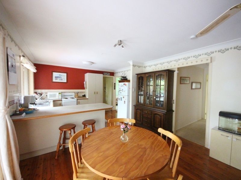 7 Theten Court, Kallangur QLD 4503