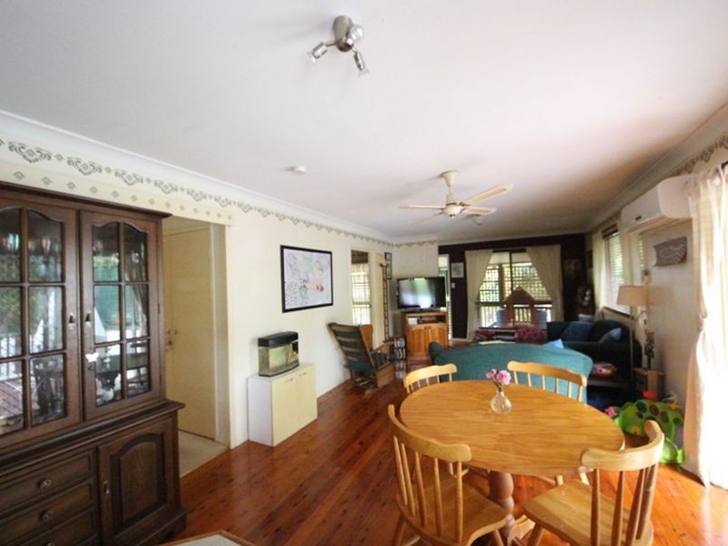 7 Theten Court, Kallangur QLD 4503