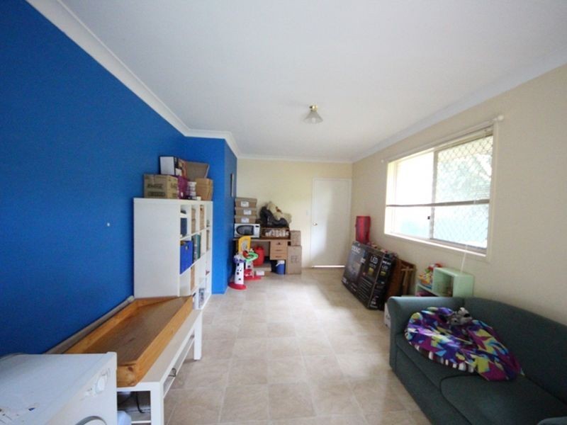 7 Theten Court, Kallangur QLD 4503