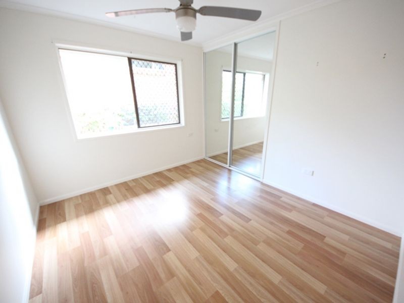 10 Woodlands Avenue, Petrie QLD 4502