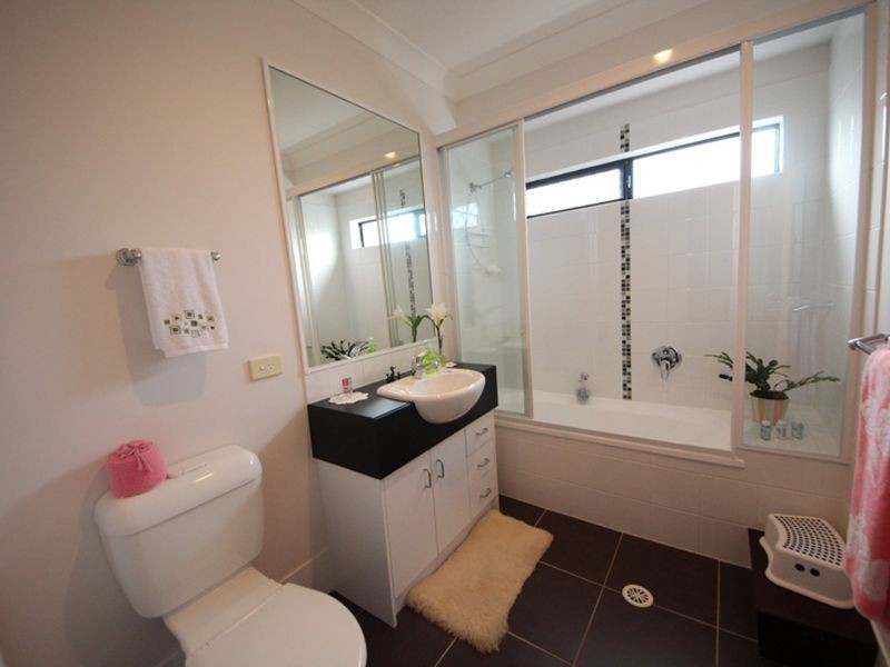 30/67 Glass House Circuit, Kallangur QLD 4503