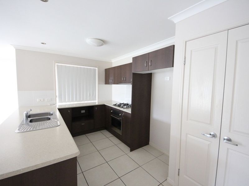 4 Camryn Court, Kallangur QLD 4503