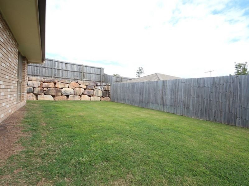 4 Camryn Court, Kallangur QLD 4503