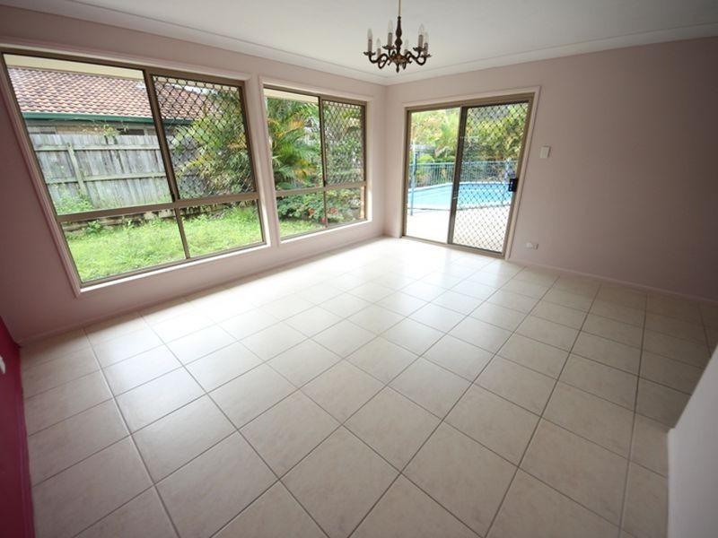 96 Allison Drive, Kallangur QLD 4503