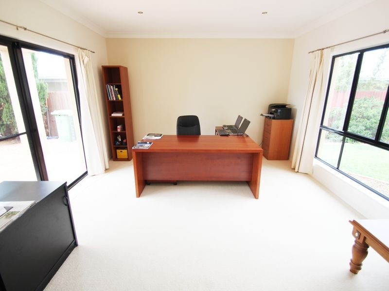 North Lakes QLD 4509