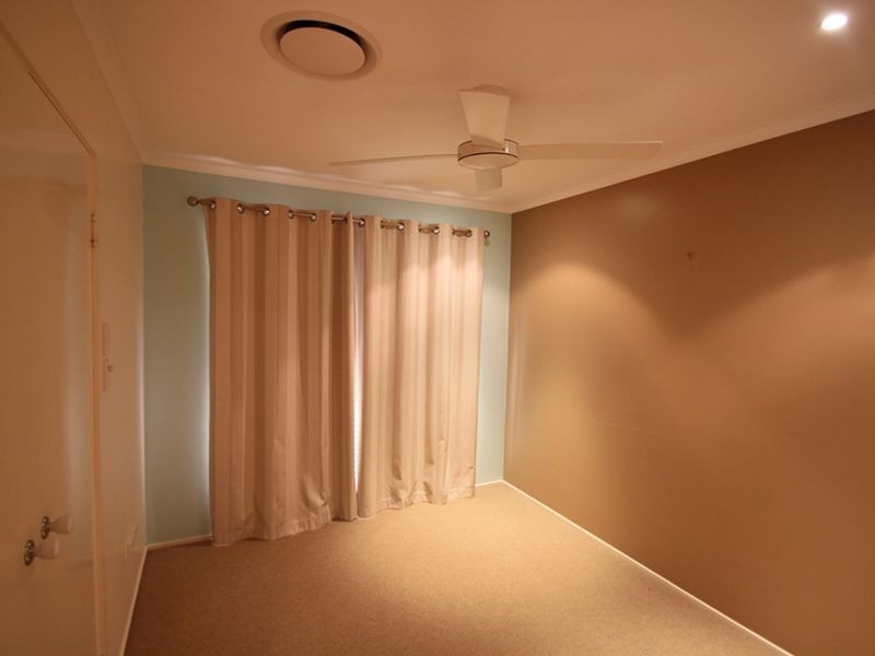 8 Farrington Drive, Murrumba Downs QLD 4503