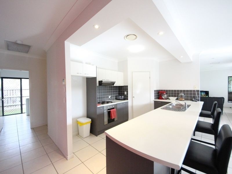 1 Douglas Circuit, North Lakes QLD 4509