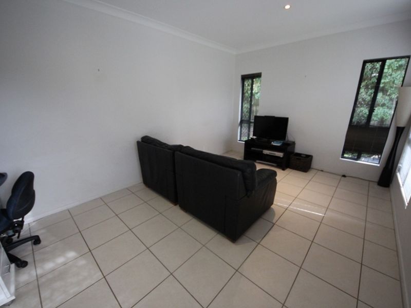 1 Douglas Circuit, North Lakes QLD 4509