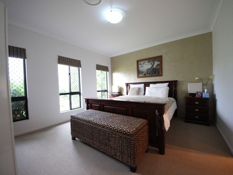 1 Douglas Circuit, North Lakes QLD 4509