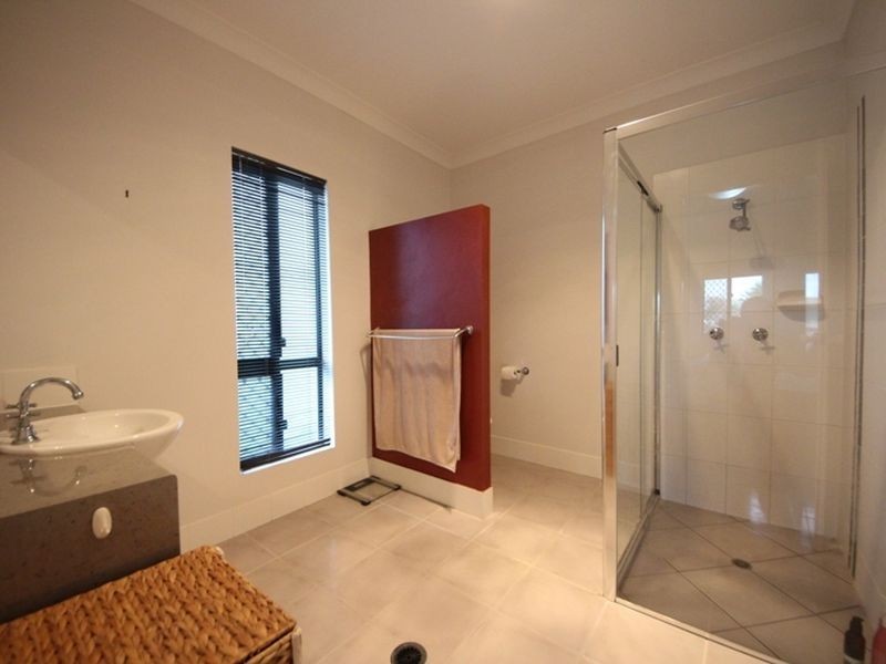 1 Douglas Circuit, North Lakes QLD 4509