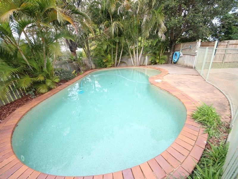 25 Huntington Drive, Kallangur QLD 4503