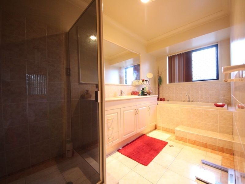 15 Waranga Court, Murrumba Downs QLD 4503