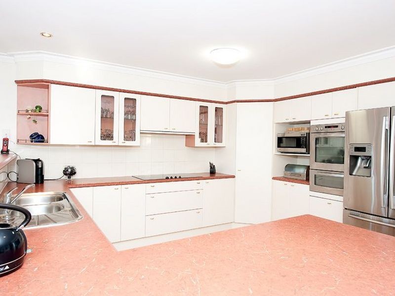 6 Bromely Close, Murrumba Downs QLD 4503