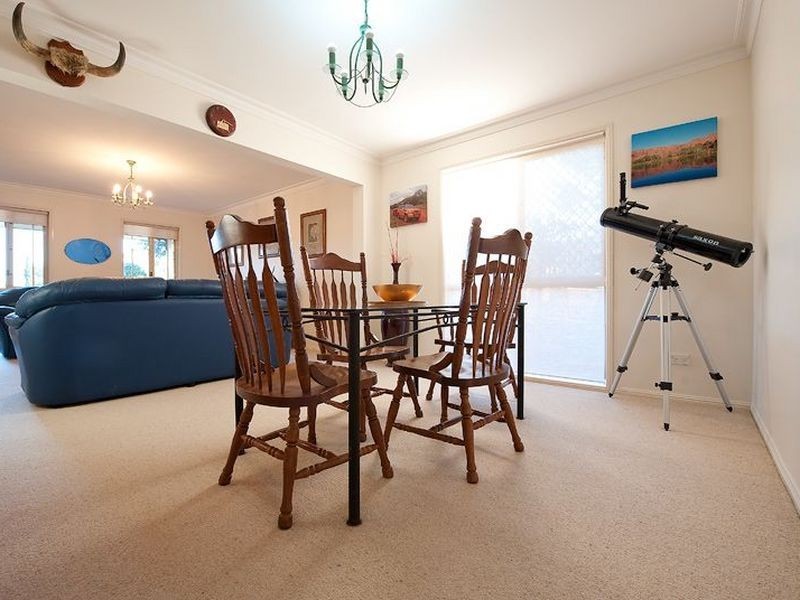 6 Bromely Close, Murrumba Downs QLD 4503