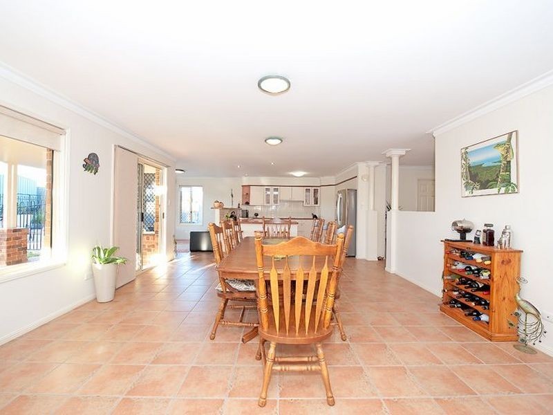 6 Bromely Close, Murrumba Downs QLD 4503