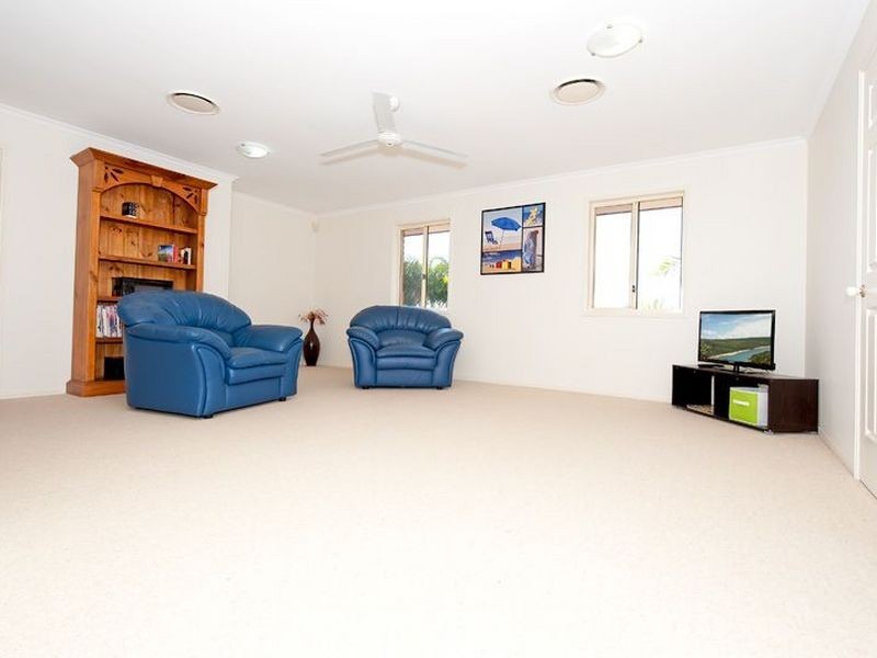 6 Bromely Close, Murrumba Downs QLD 4503