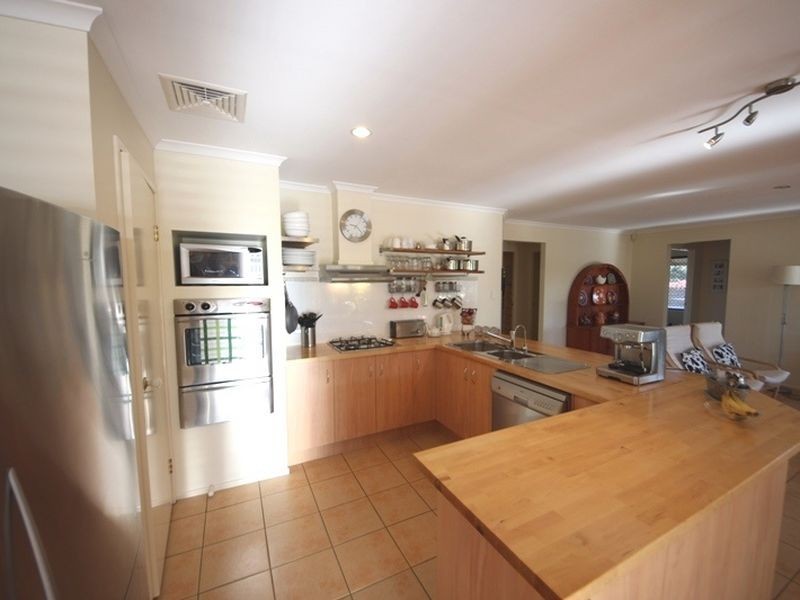 13 Barrington Close, Murrumba Downs QLD 4503