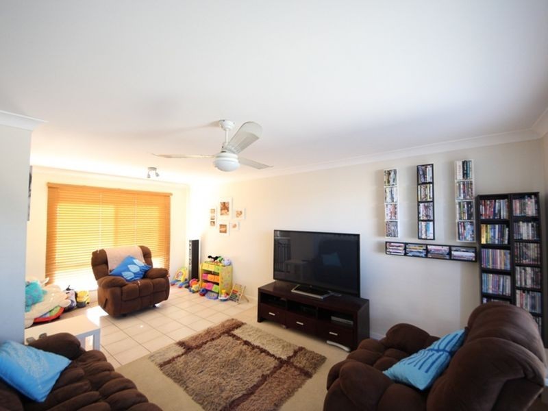 7 Bilinga Place, Kallangur QLD 4503