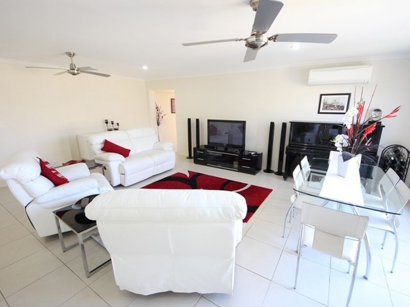 10 Castlereagh Street, Murrumba Downs QLD 4503