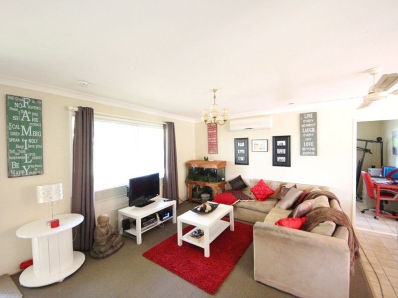 11 Fern Street, Deception Bay QLD 4508