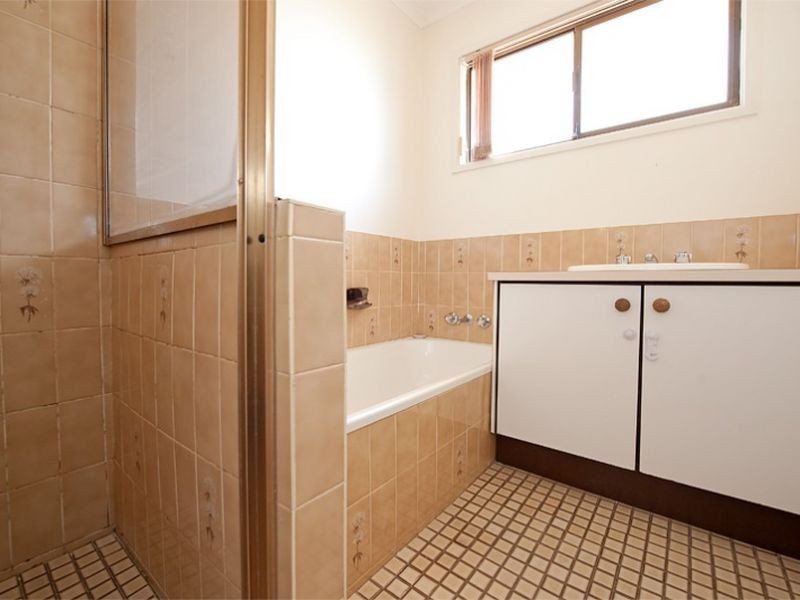 11 Jillian Street, Kallangur QLD 4503